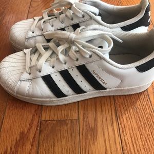 Adidas Superstar Sneakers